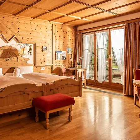 Ξενοδοχείο Relais & Chateaux Chaste - Scuol