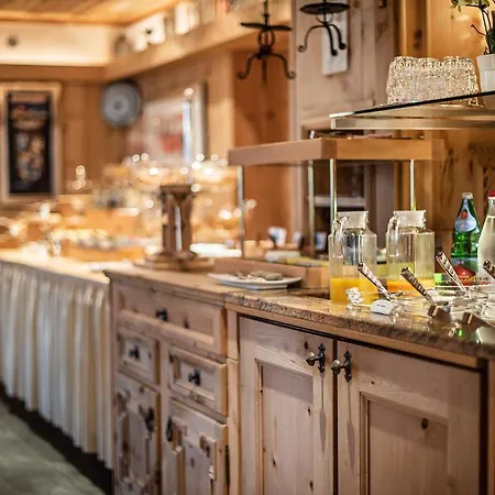 מלון Relais & Chateaux Chaste - Scuol Tarasp