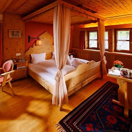 Relais & Chateaux Chaste - Scuol מלון